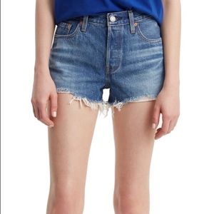 Levi’s 501 Cutoff Shorts